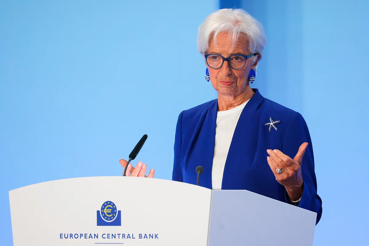 Lagarde: "Podemos subir tipos sin preocuparnos de desatar tensión financiera"
