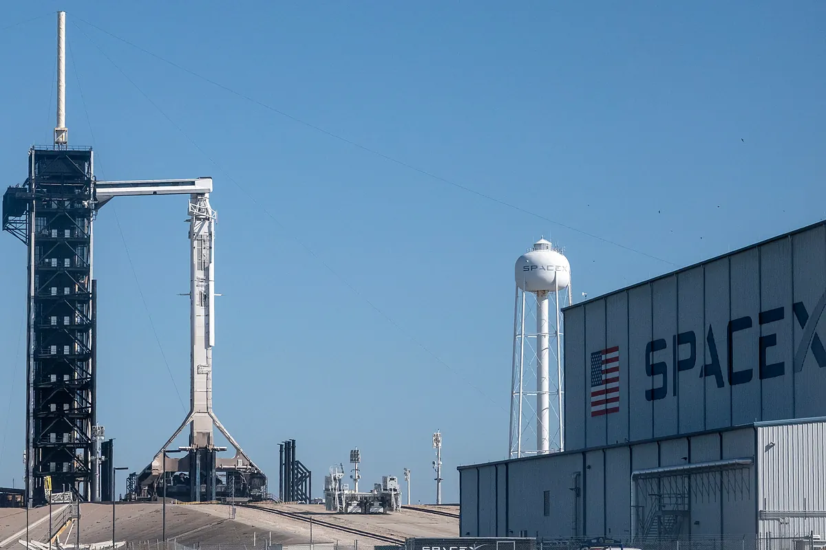 SpaceX entra en los índices con alzas del 16% desde la OPV
