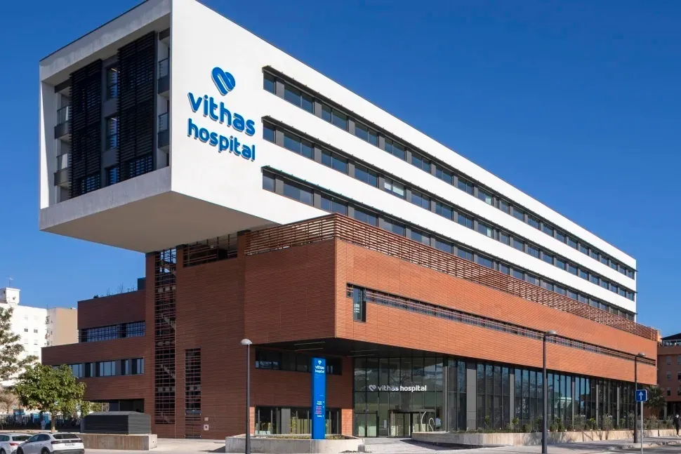Vithas ultima la compra del negocio en España del grupo oncológico GenesisCare