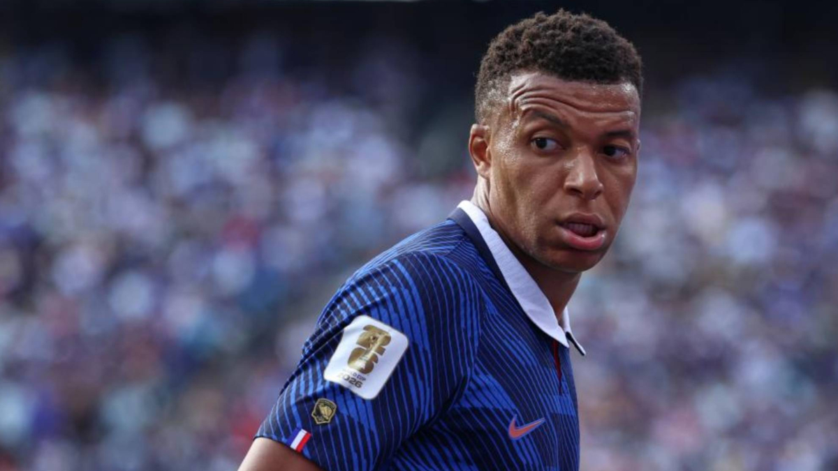 Mbappé: "Vamos todos al campo a ver remates como el de Olise"