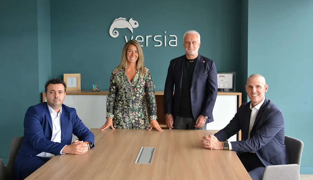 Versia refuerza su equipo directivo para adaptarse al avance de la Inteligencia Artificial