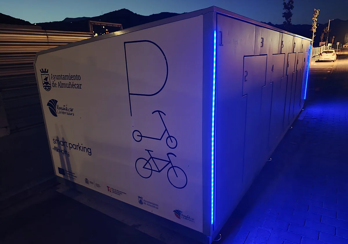 Almuñécar installs smart parking facilities for bicycles and scooters