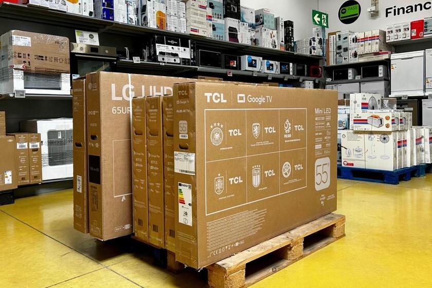 Carrefour liquida esta tele MiniLED con Google TV de 65 pulgadas y te llevas un cupón de regalo de 85 euros