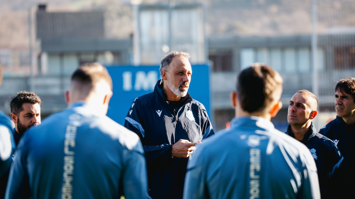 Matarazzo empezará su primera pretemporada con ocho días seguidos en Zubieta