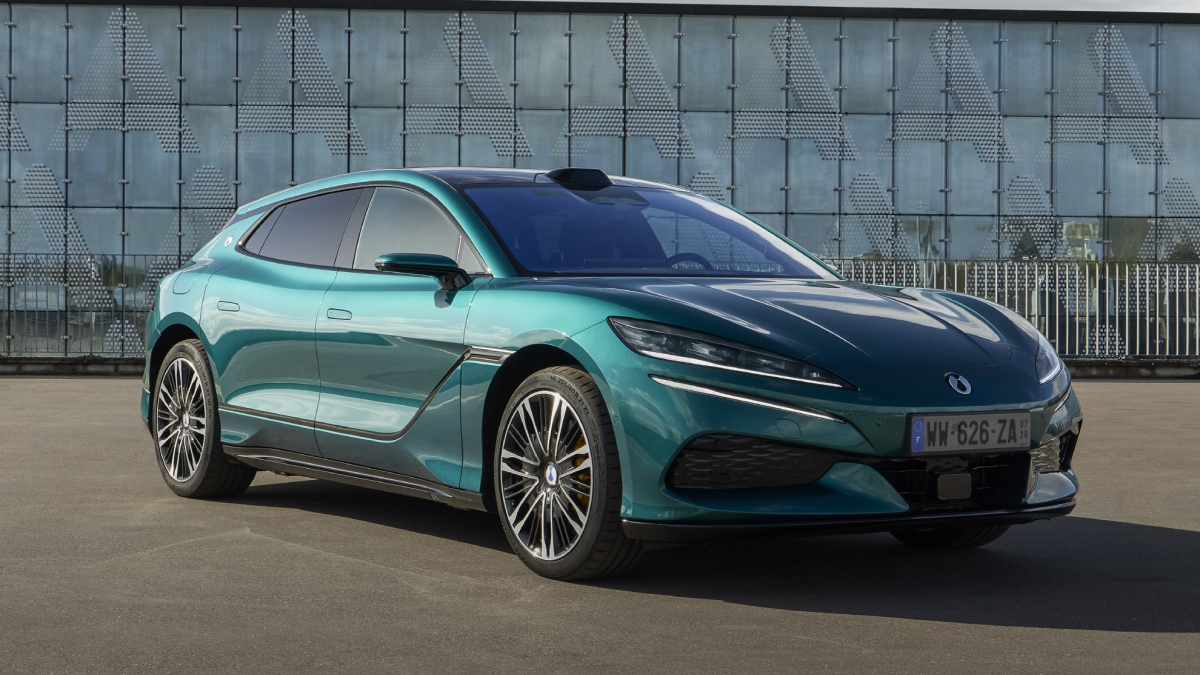 El eléctrico de 1.156 CV que se carga en un abrir y cerrar de ojos ya se vende en España