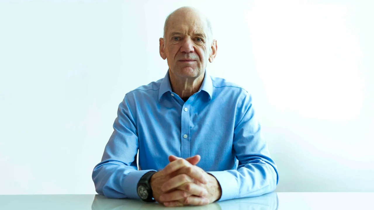 Newey 'tira de la manta' y desnuda el megaproyecto de Aston Martin: "Años dependiendo de herramientas y procesos mal hechos"