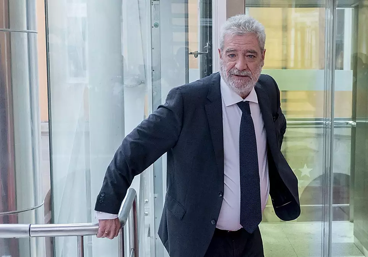 La jueza archiva la causa contra Miguel Ángel Rodríguez por señalar a dos periodistas
