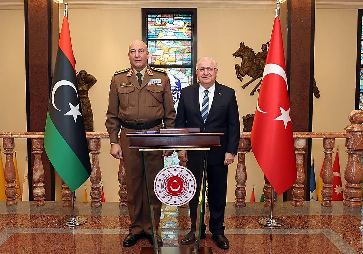 El avión en el que viajaba el jefe del Ejército de Libia se estrella en Turquía