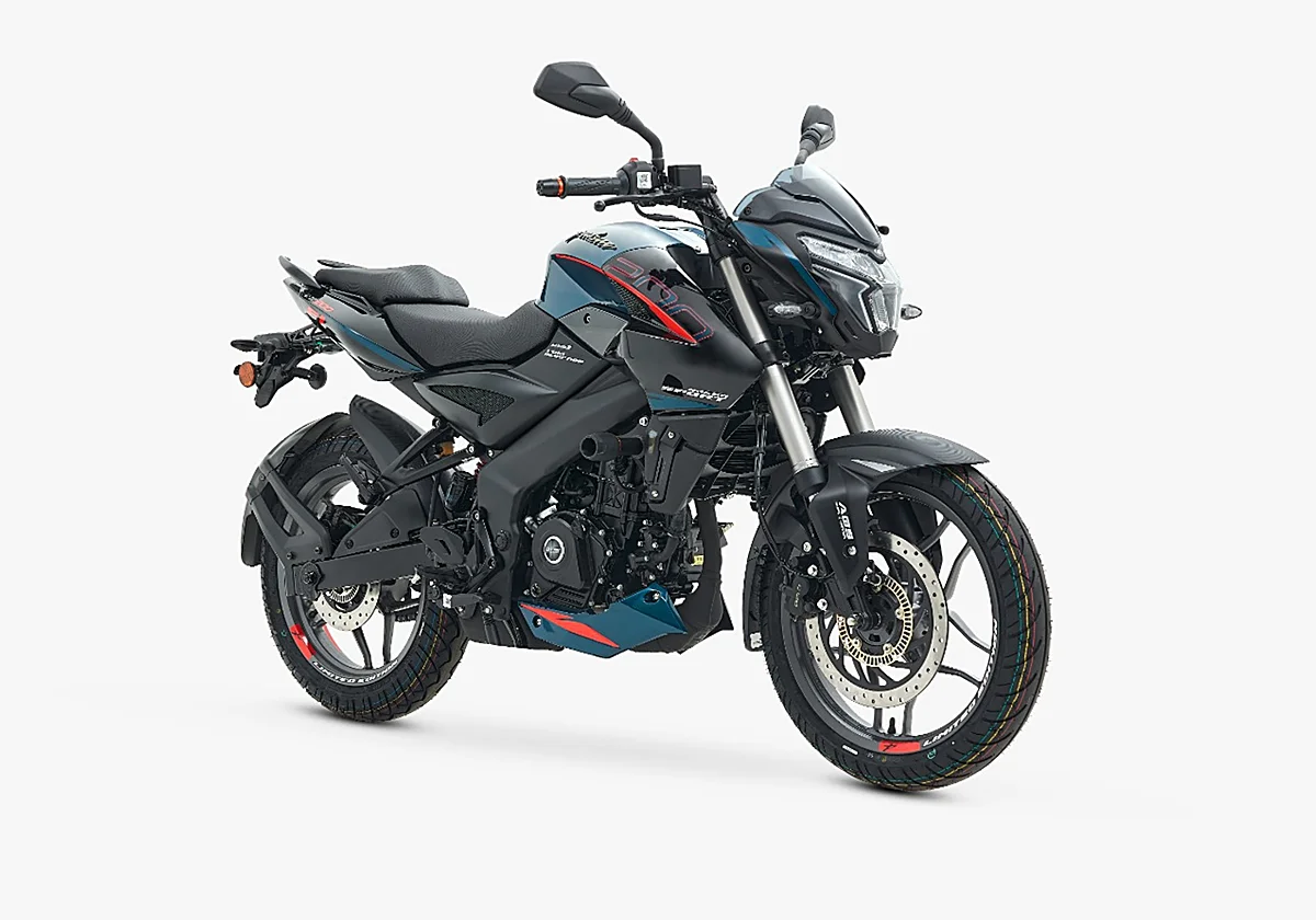 Bajaj amplía su gama Pulsar con la nueva NS 200, una accesible naked A2