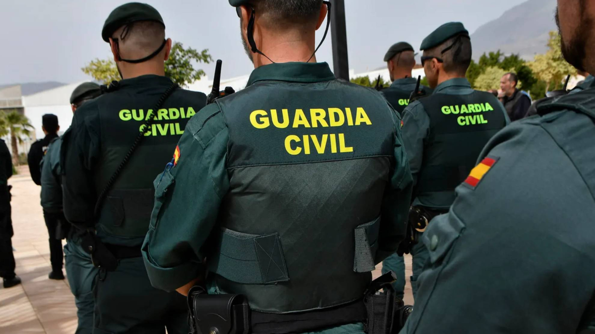 Detenido por grabar con cámara oculta en su centro de masajes a más de 130 clientas