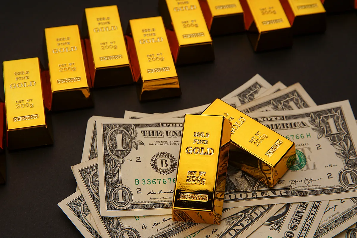 El oro desplaza al dólar como principal activo de reserva de los bancos centrales