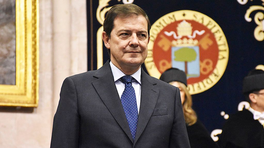 El Supremo admite a trámite el recurso de la Junta de Castilla y León contra la regularización de inmigrantes de Sánchez