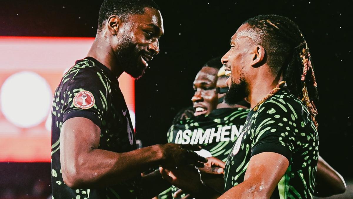 Lookman permite a Nigeria levantar el vuelo