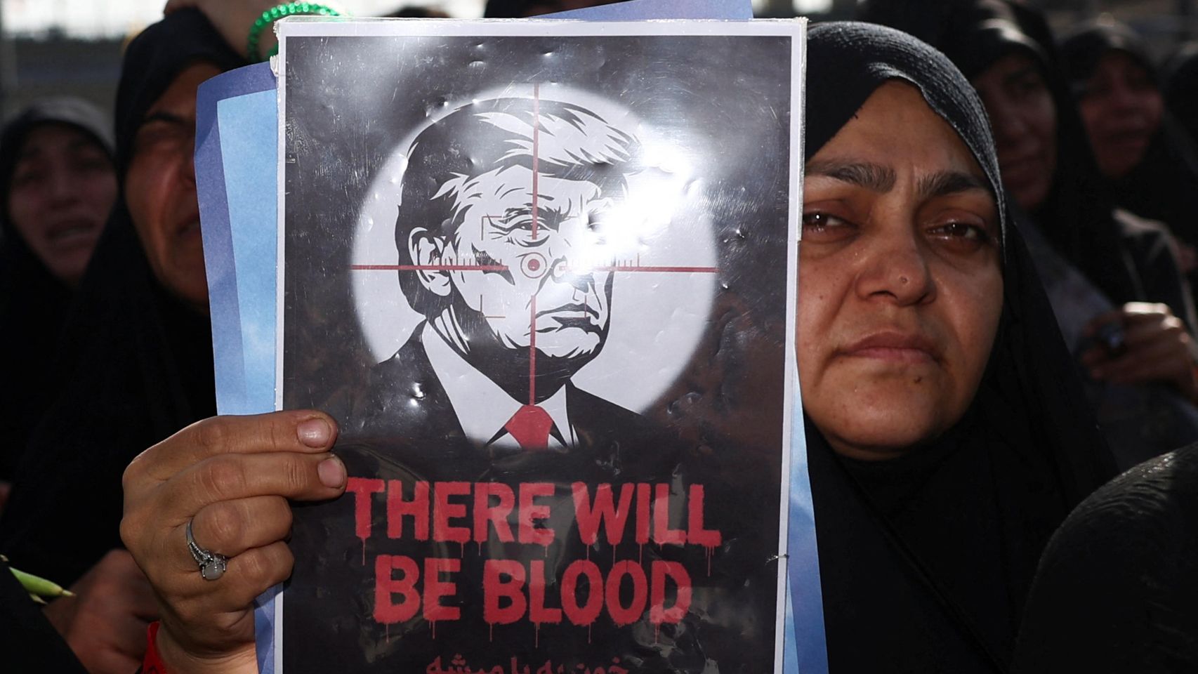Irán llora a su antiguo líder entre promesas de venganza cuatro meses después de su muerte: "Debemos levantarnos"