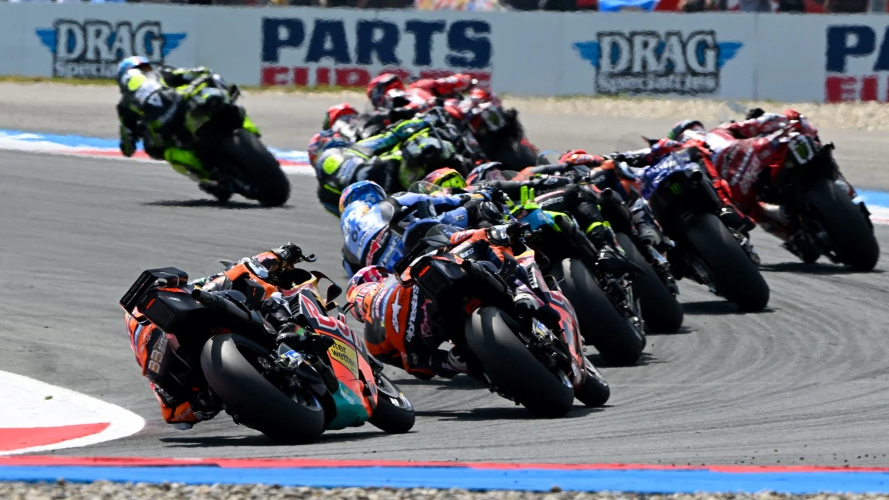 Así está la parrilla de MotoGP de 2027 tras la confirmación de Álex Márquez como piloto de KTM