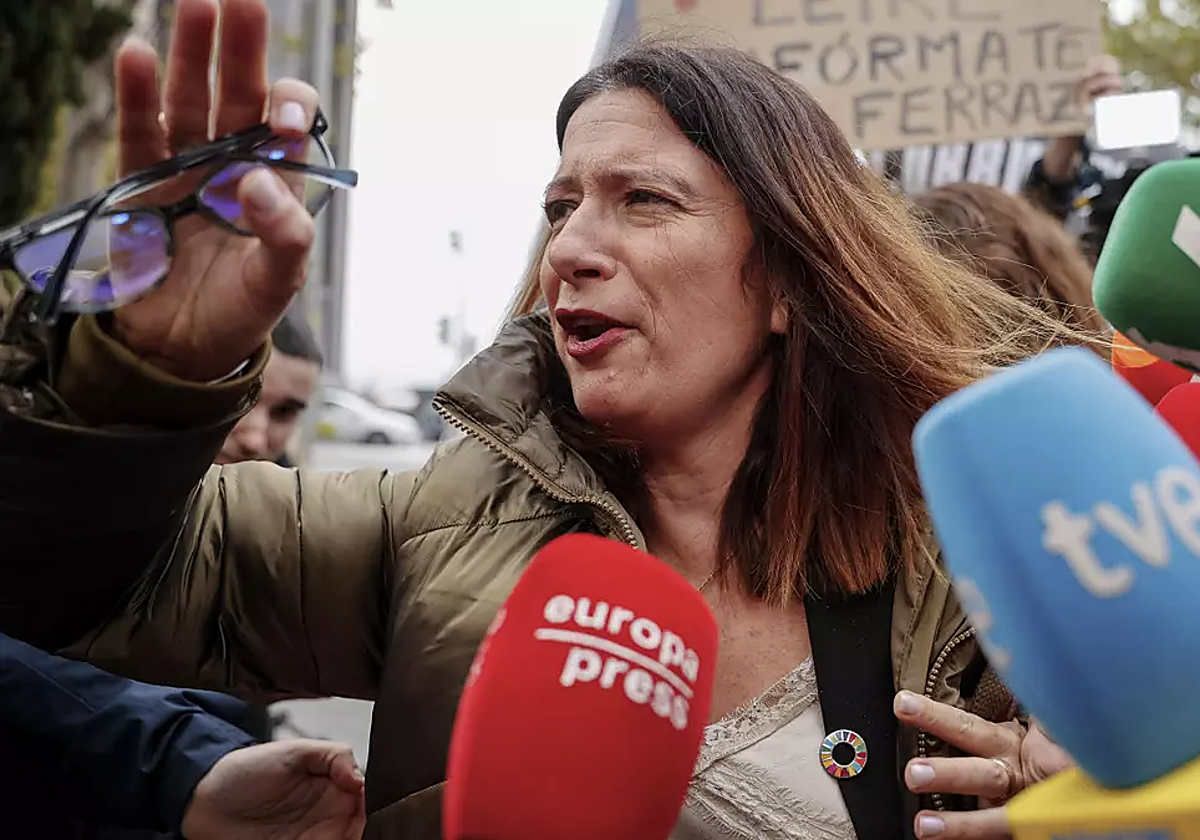 Leire Díez pide anular el caso cloacas por una detención «desproporcionada e injustificada»