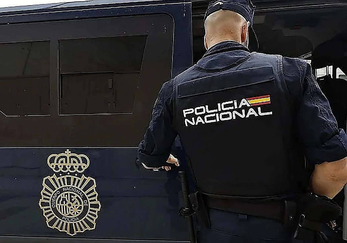 Cadiz 112: young woman dies after flag around her neck gets entangled in motorcycle's wheel