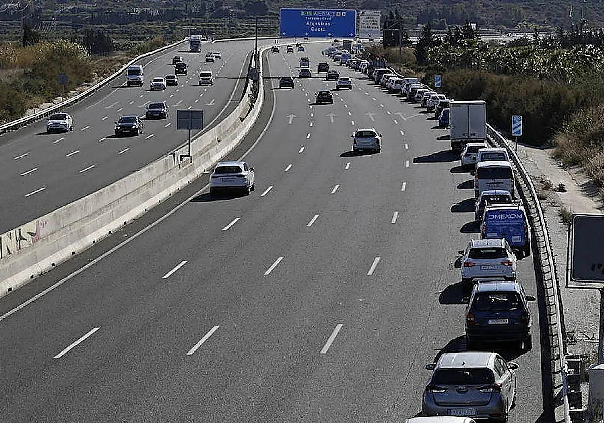 Spain's traffic authorities install cameras and registration number readers on the Malaga outer ring road