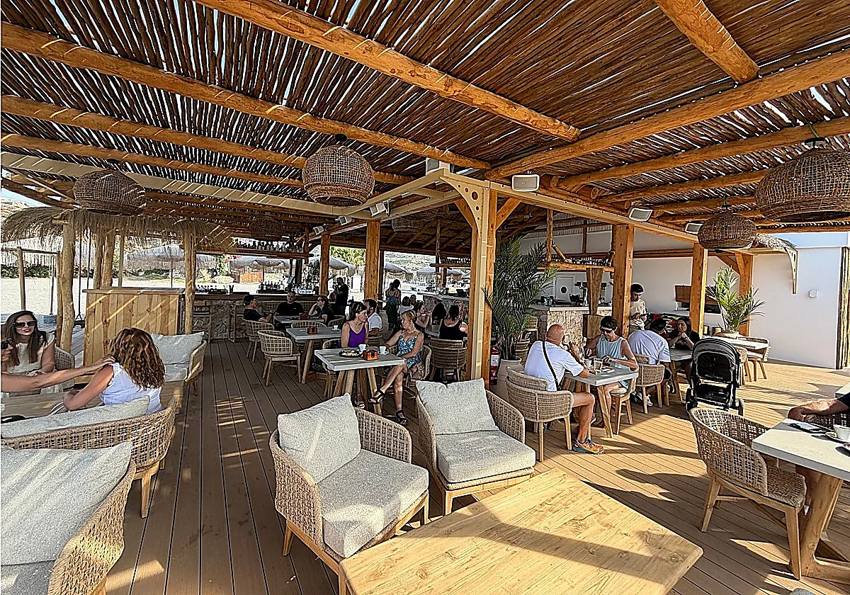 Salobreña opens its first chill-out beach club