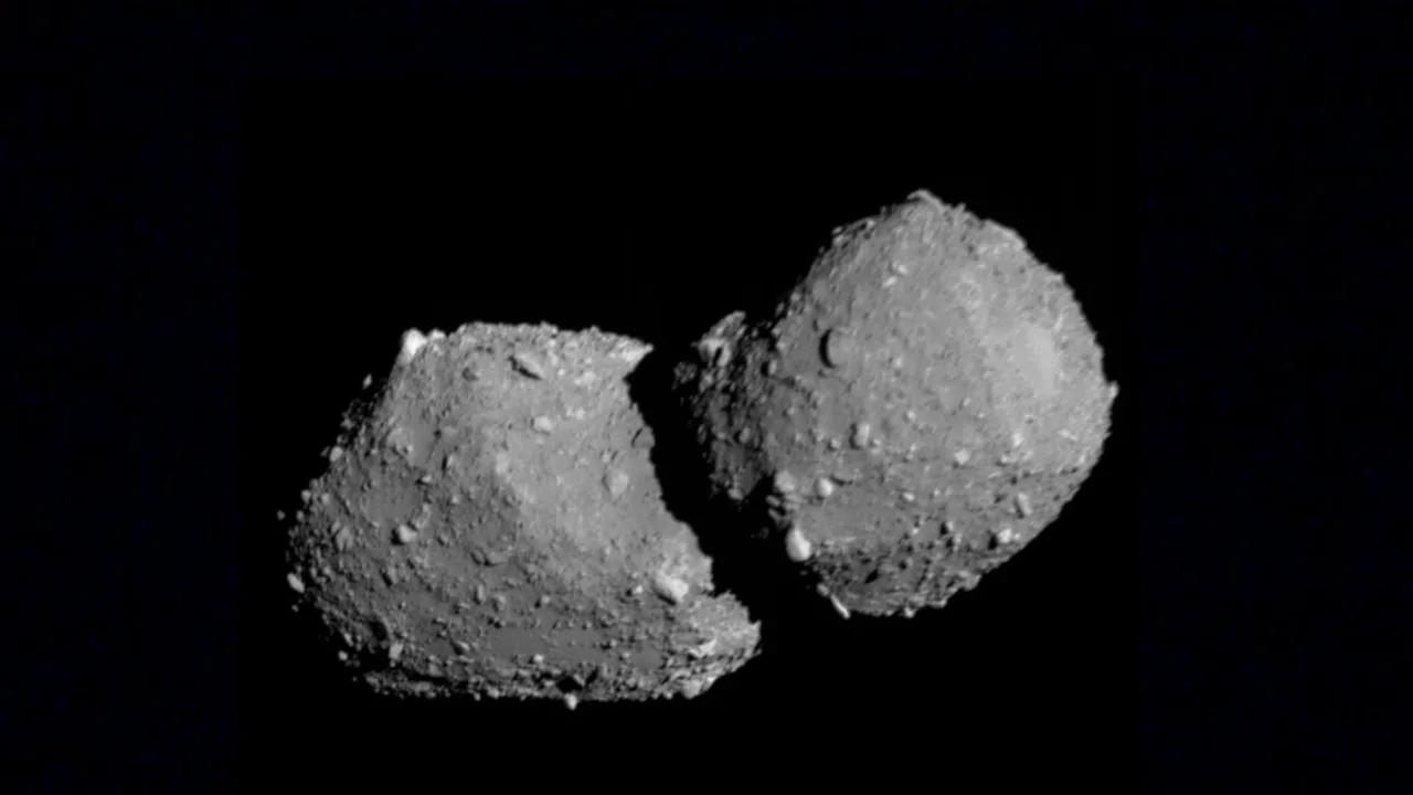 La sonda Hayabusa 2 cumple su histórica misión y sorprende con imágenes del asteroide que visitó