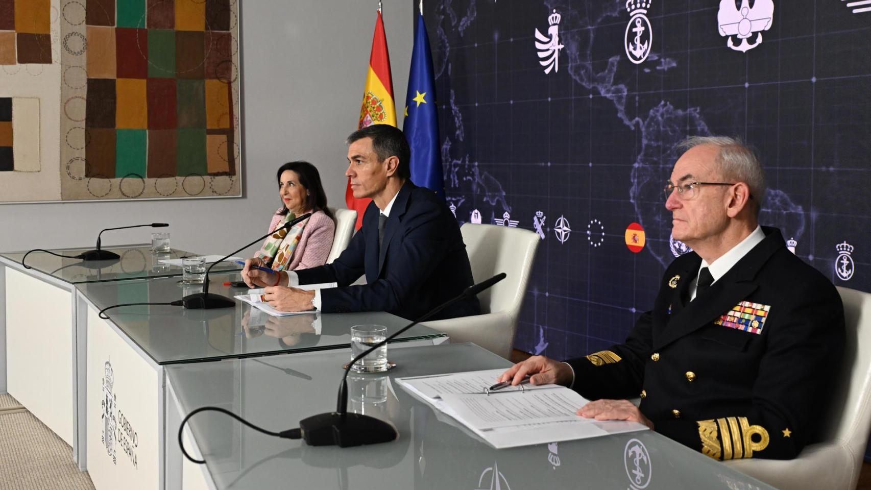 Sánchez reconoce el trabajo por la paz de los militares desplegados en el exterior: "Sois la mejor versión de España"