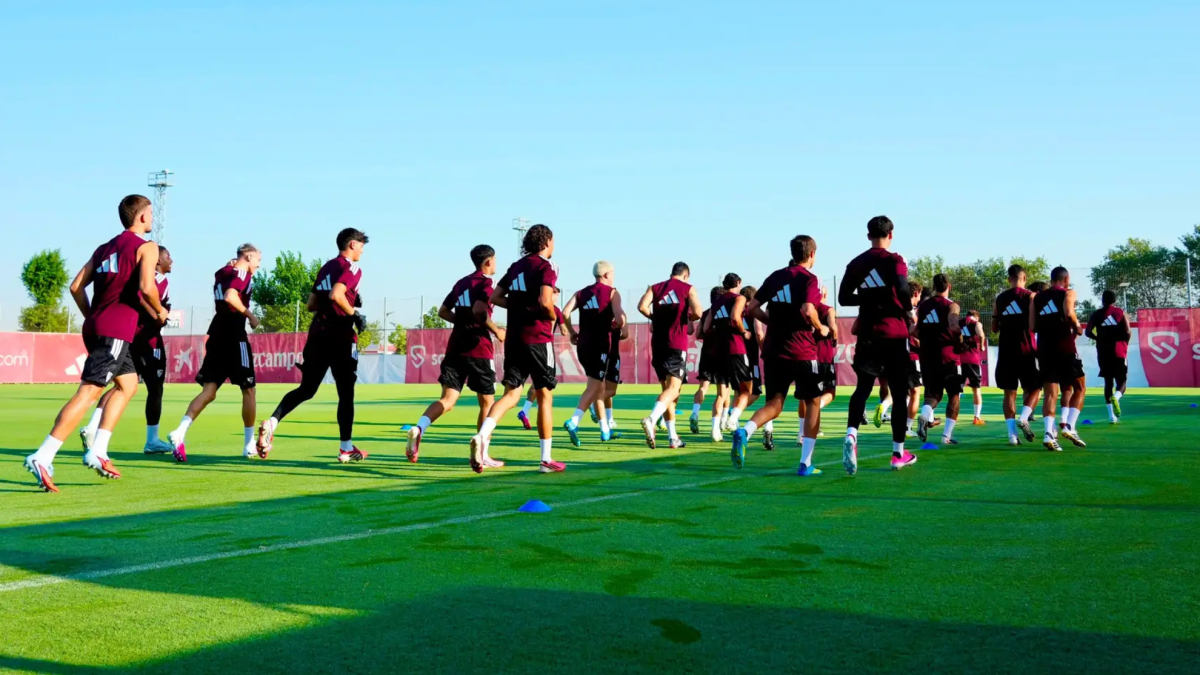Cardoso, Gattoni y Jordán no cuentan para el Sevilla y entrenan al margen