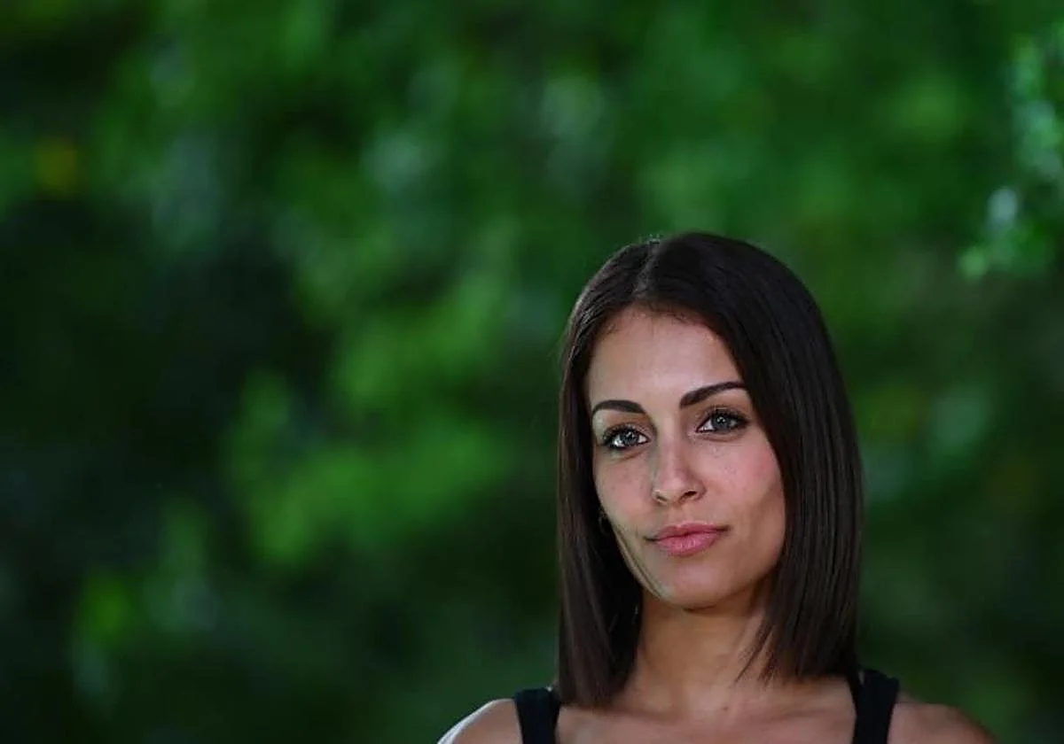 Hiba Abouk confiesa las dificultades de crecer con un padre alcohólico