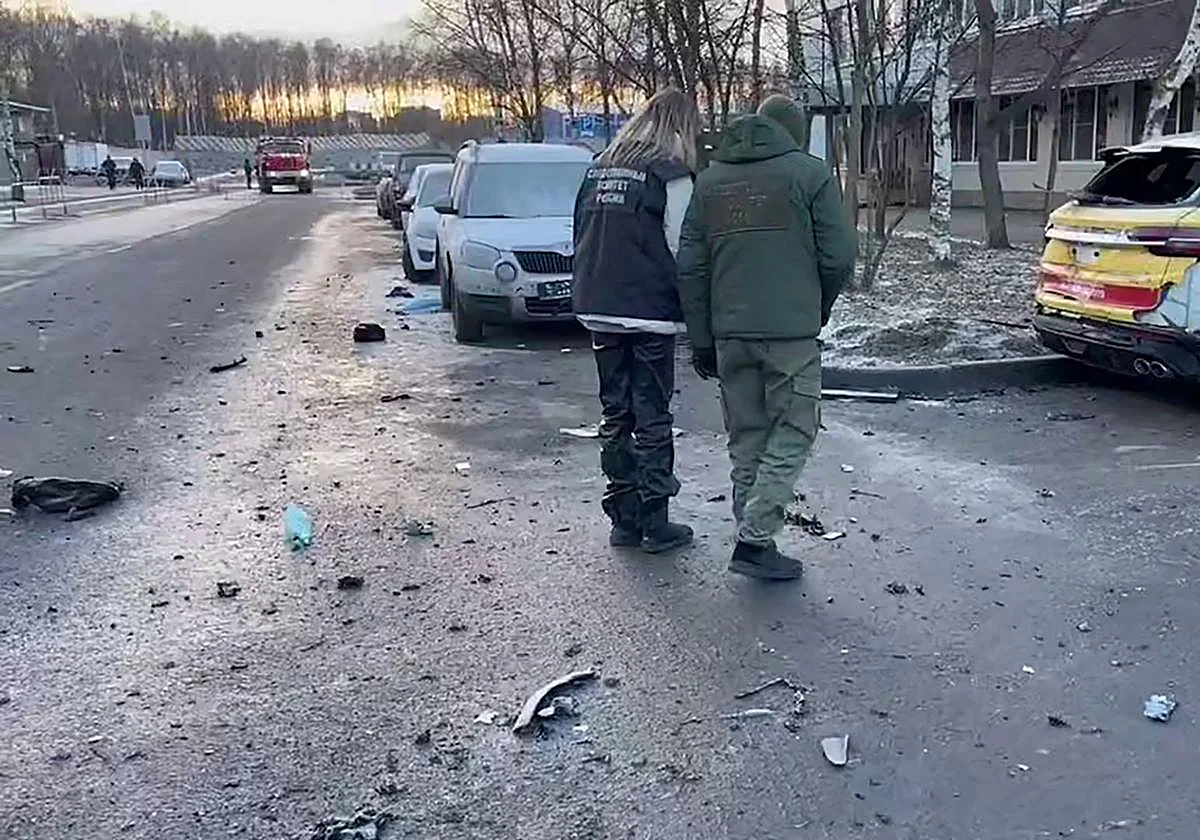 Una explosión mata a dos policías en Moscú cerca del lugar donde el lunes fue asesinado un general