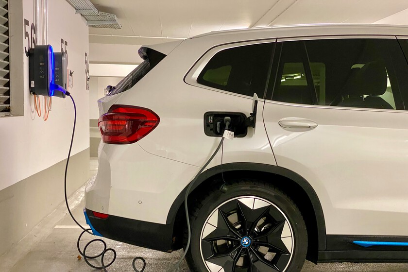 Los antieléctricos pierden un argumento sobre las baterías de los coches: un estudio confirma que son más duraderas de lo que se creía