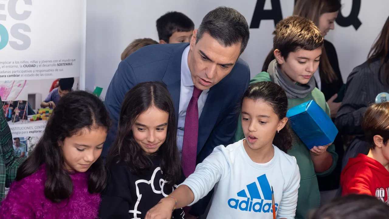 La ONU respalda una coalición internacional liderada por España para proteger a las infancias de la IA
