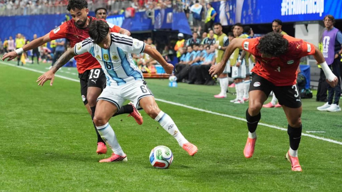 "Lo que convenía era que pasara Messi..."<br>