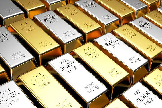 El oro y la plata no logran mantener los máximos históricos alcanzados de madrugada