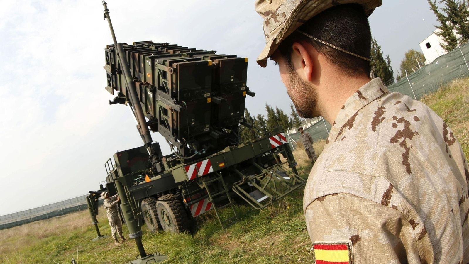 La suspensión de las visitas de funcionarios de EEUU complica a España comprar armas, según el Departamento de Comercio