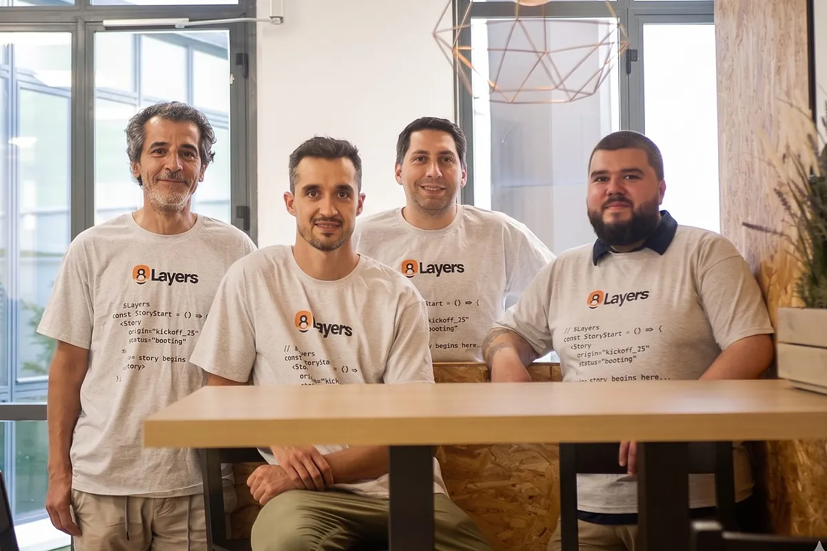 CriteriaCaixa y Bankinter entran en la 'start up' de ciberseguridad 8Layers