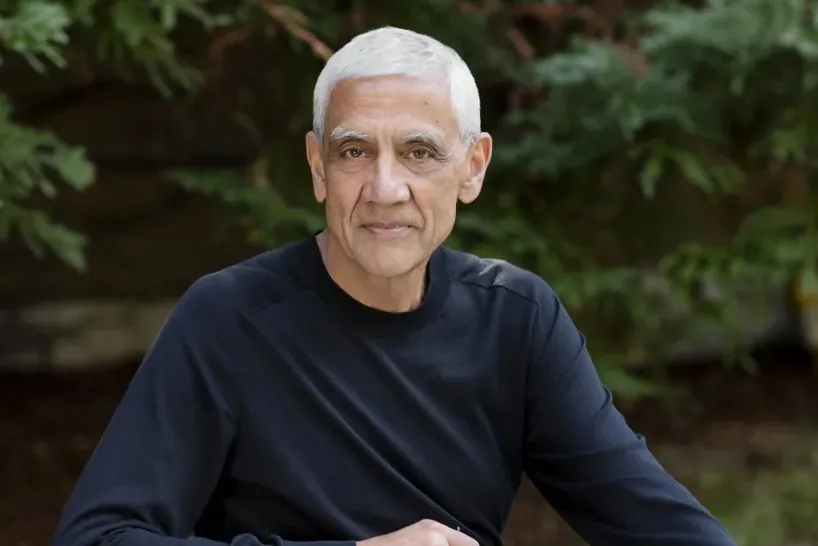 El multimillonario tecnológico Vinod Khosla quiere pagar más impuestos y nos explica cómo