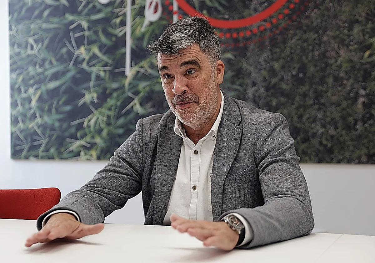 Jesús Amores: Vodafone impulsa Málaga Satellite Center, un centro único en Europa