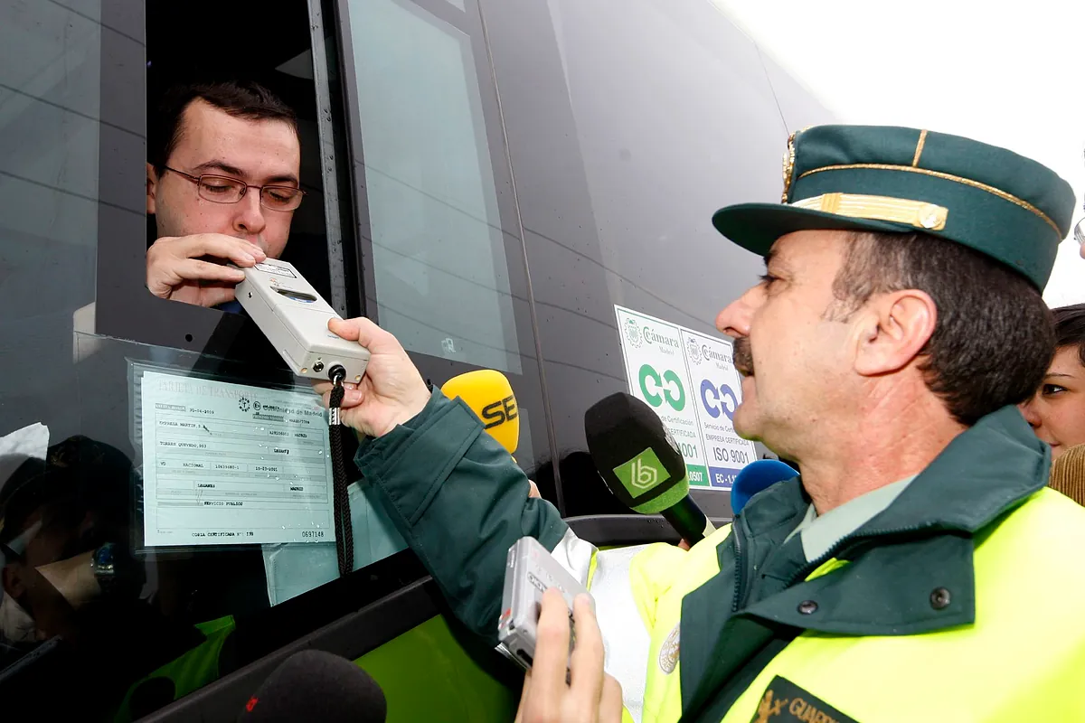 Multado con 1.000 euros por negarse a realizar la prueba de alcoholemia