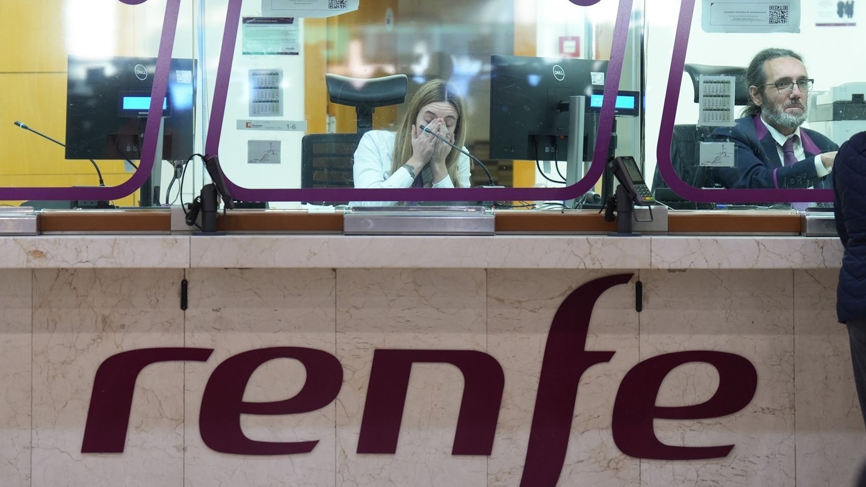 La Abogacía del Estado aconseja repetir uno de los exámenes de la oposición de Renfe si el Tribunal confirma la filtración
