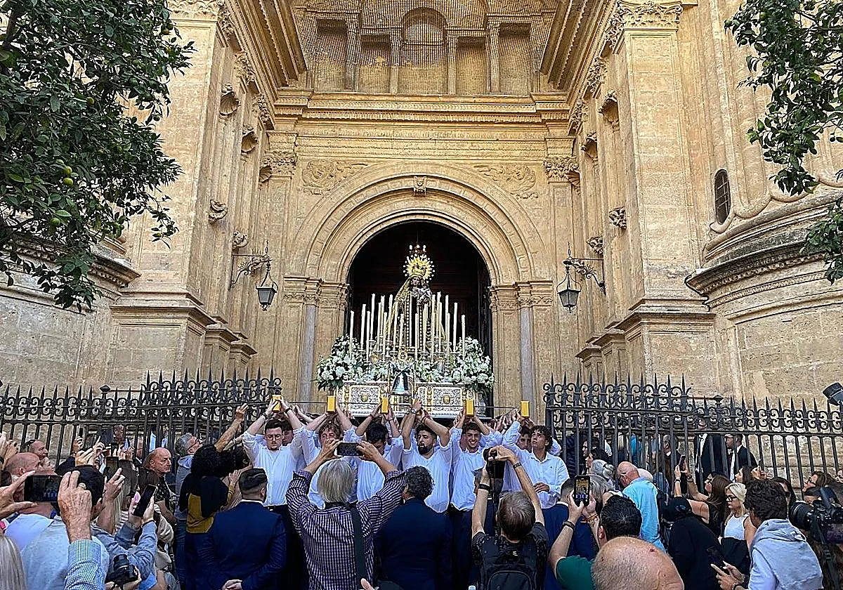 Cortes en el tráfico por procesiones y unas obras de izado este fin de semana en Málaga