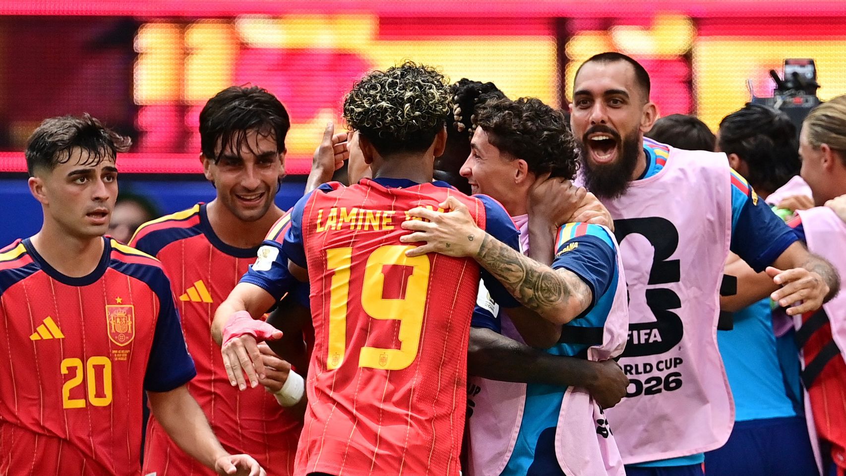 España - Bélgica, en directo | Gol de Mikel Merino, resultado, marcador, ganador, alineaciones, fútbol hoy y última hora del partido de Cuartos de final del Mundial 2026