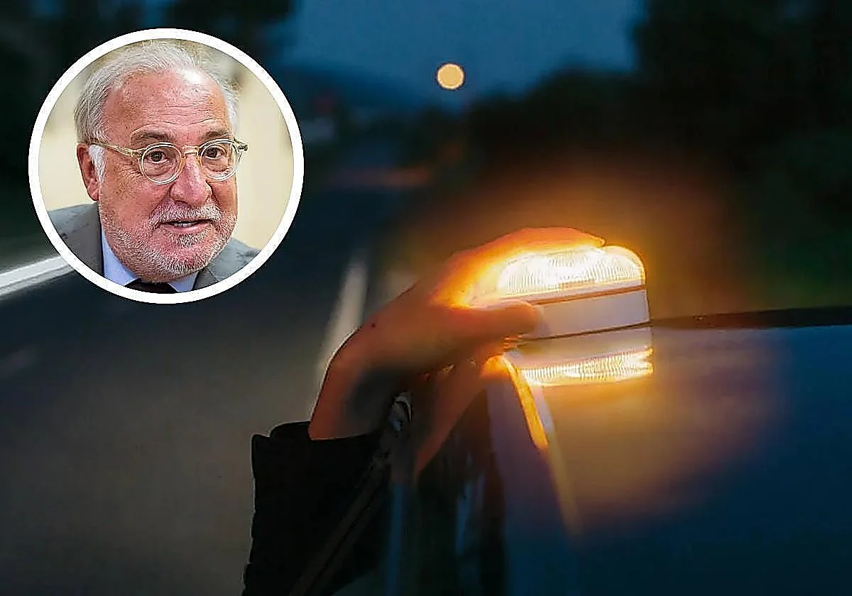 Pere Navarro explica cómo comprobar que una baliza V16 está homologada: «Es parecido a cuando miras si te ha tocado la lotería»