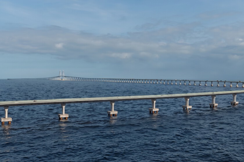 El puente marítimo más largo de todo el Sur de América es made in China: 12,4 kilómetros y 35 años de concesión
