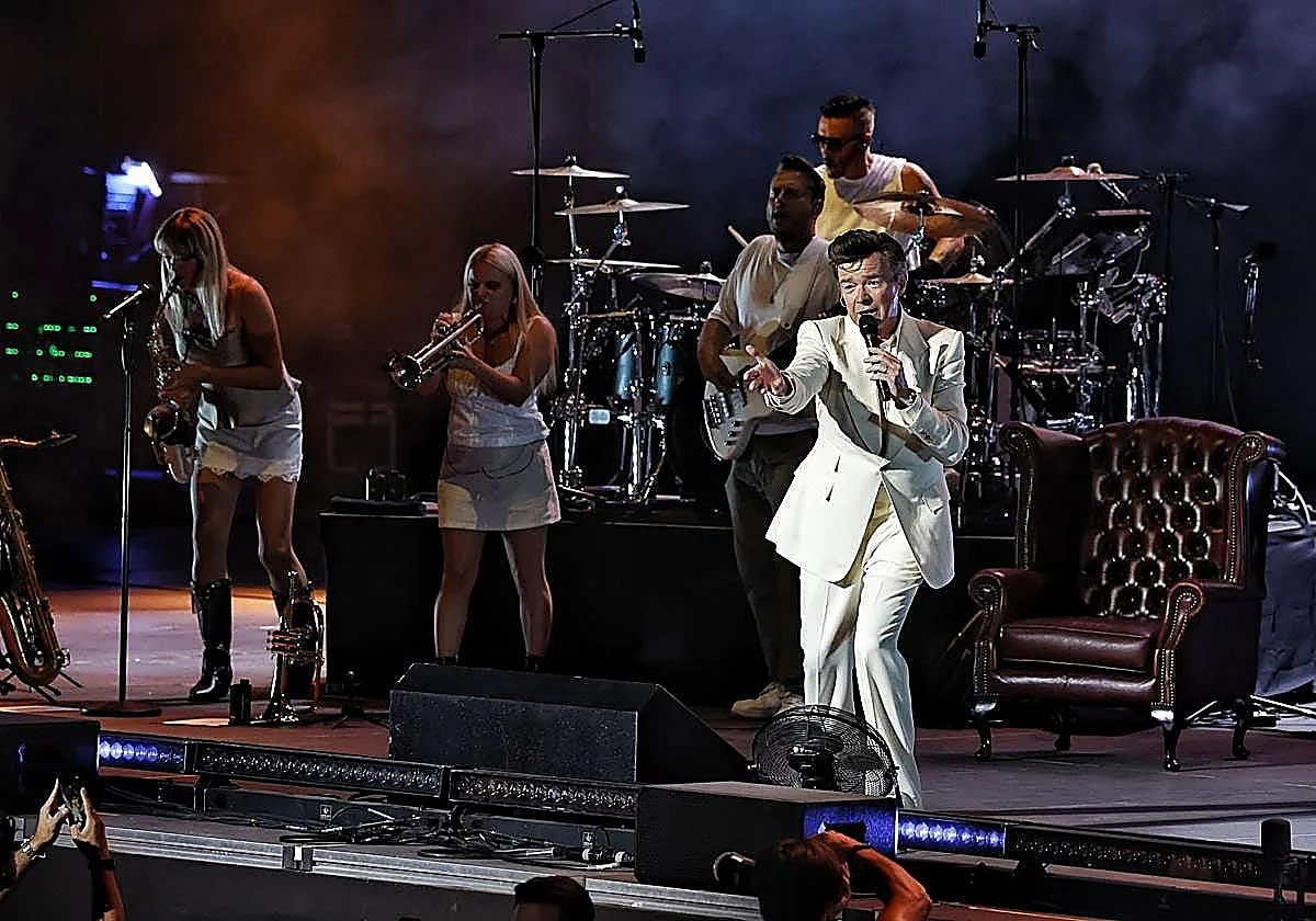 Rick Astley at Starlite: the night 'Rickrolling' became pure 80s elegance