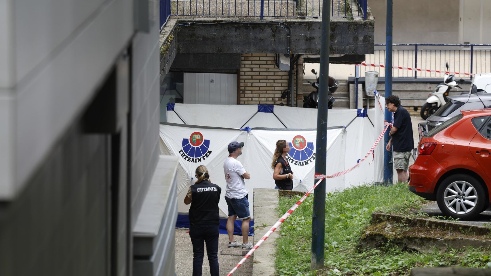 El homicidio de Rentería que ha acabado con la vida de 'Cody': "Se han oído gritos, ha sacado una navaja y ha caído al suelo"