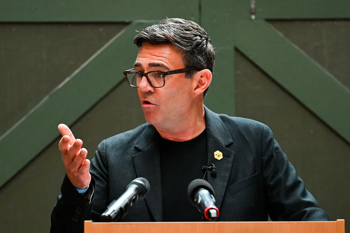 El ascenso de Burnham da oxígeno al laborismo y altera la política inglesa