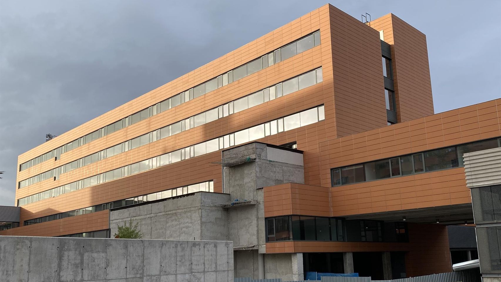 Un hombre de 41 años herido al ser agredido con un arma blanca en plena calle de Guadalajara