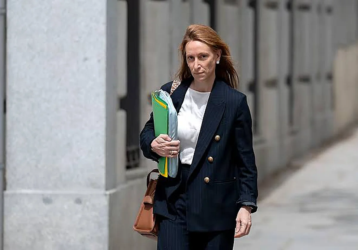 La Audiencia Nacional mantiene la declaración como investigada de Leticia de la Hoz por intentar comprar a testigos para «salvar el culo» a Ábalos y Koldo