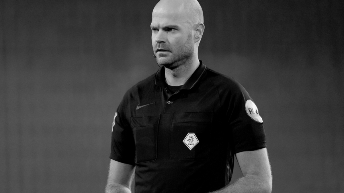 Muere Rob Dieperink, árbitro apartado antes del Mundial