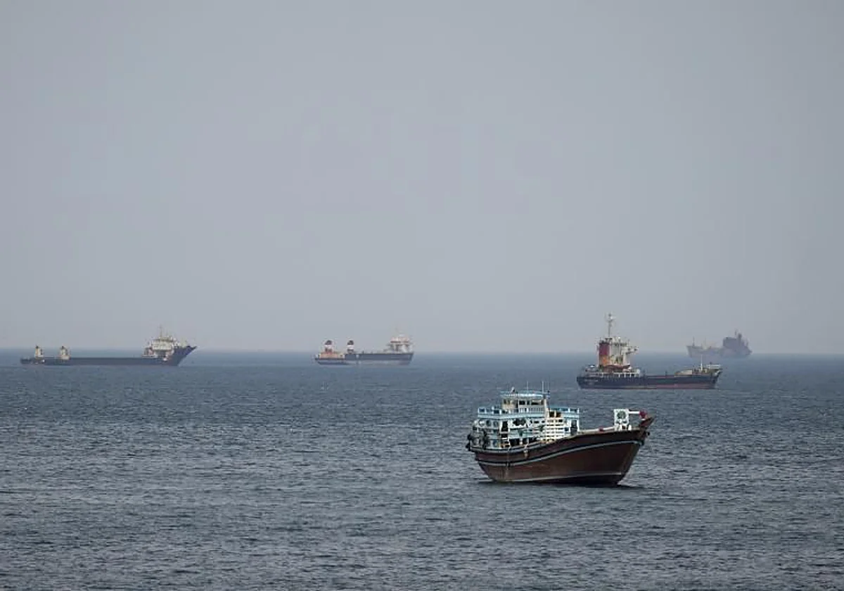 La escalada bélica en Oriente Medio dispara el petróleo por encima de los 86 dólares, su máximo en un mes