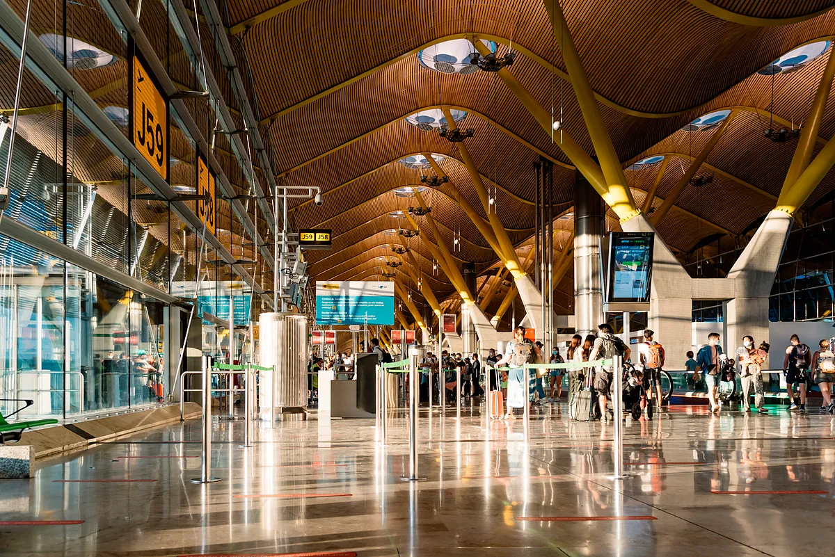 Aena y las aerolíneas se enzarzan por el récord de tráfico entre enero y junio